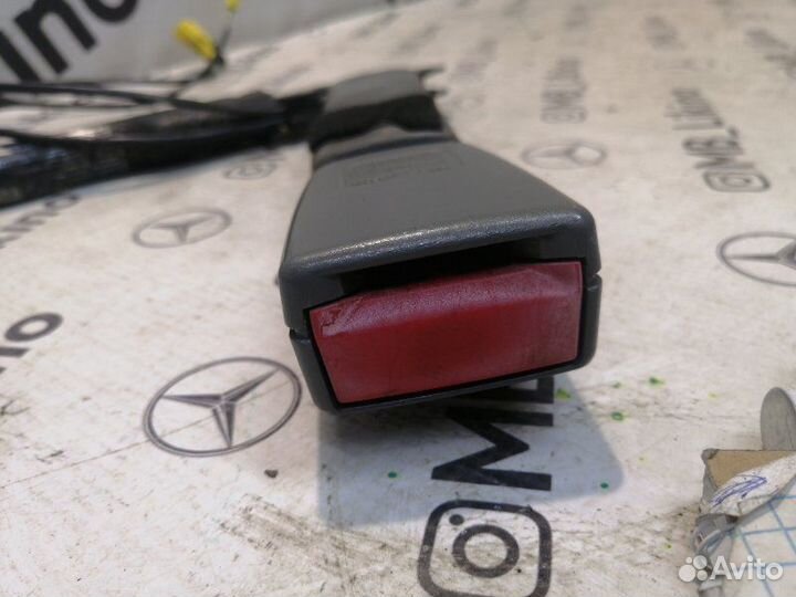Замок ремня безопасности передний правый Mercedes