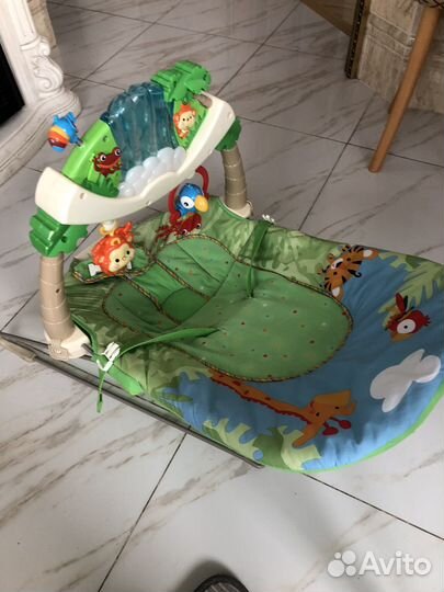 Шезлонг детский электрический