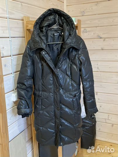 Пуховик теплый женский