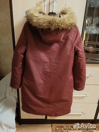 Куртка зимняя для девочки бу 146