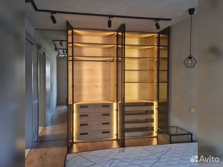 Шкаф встроенный