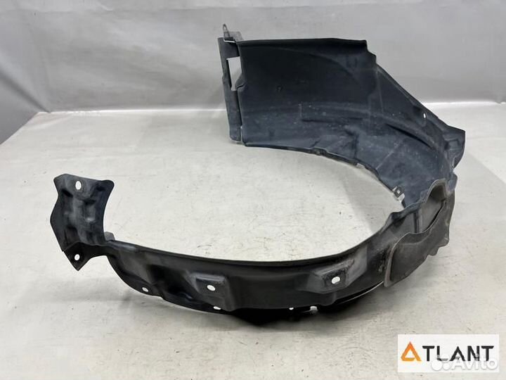 Подкрылок передний правый toyota prius