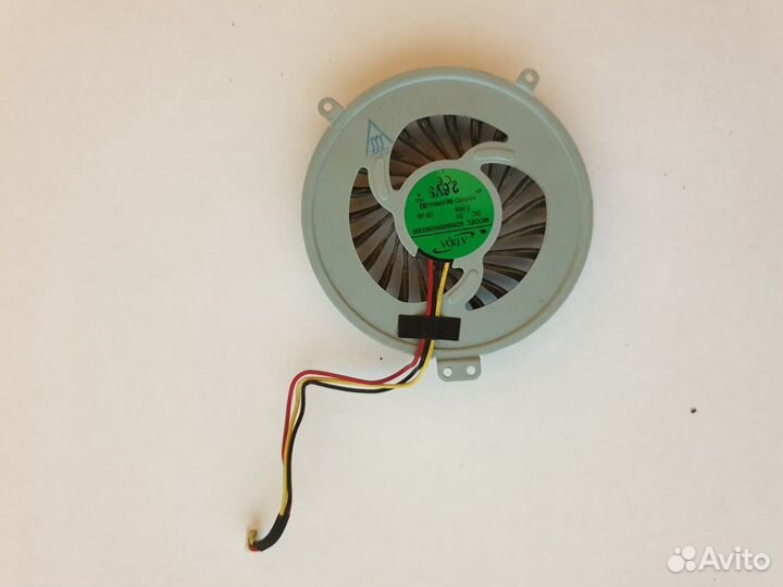 Вентилятор Sony SVE151