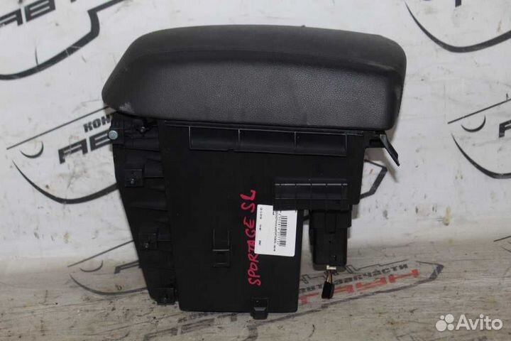 Подлокотник KIA sportage SL черный D041