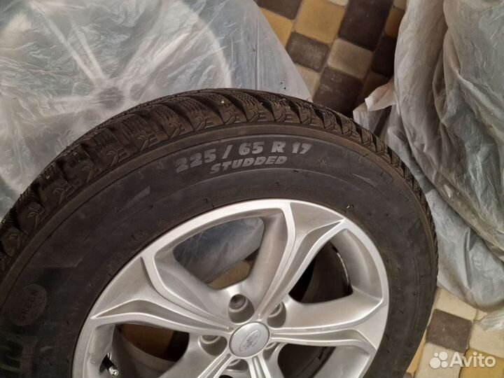 Michelin Latitude X-Ice North 225/65 R17