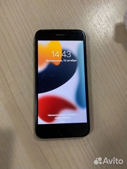 iPhone 8, 64 ГБ