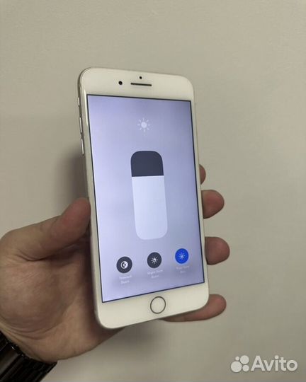 iPhone 8 Plus, 64 ГБ
