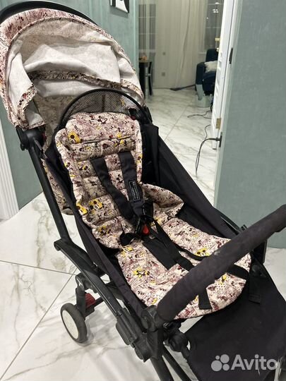 Прогулочная коляска yoya