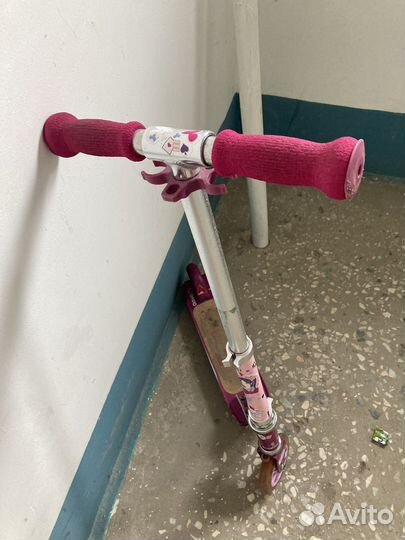 Самокат детский двухколесный для девочки