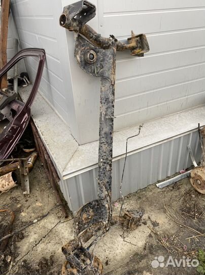 Балка задняя Рено Логан б/у