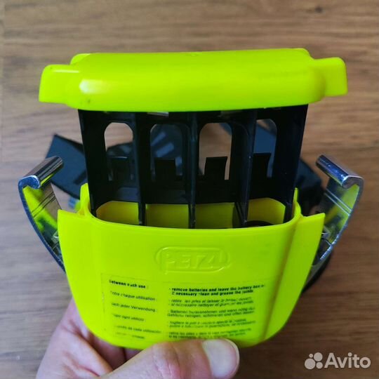 Налобный фонарь Petzl Duo Led