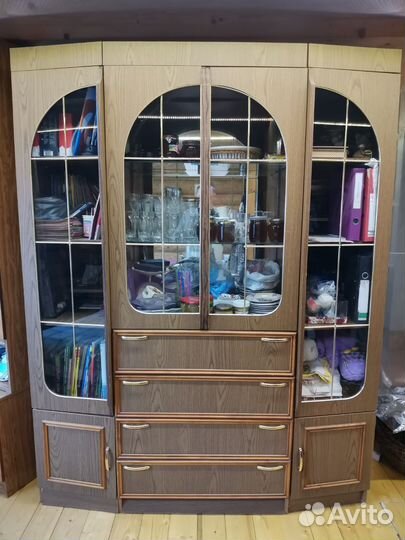 Шкаф сервант комод