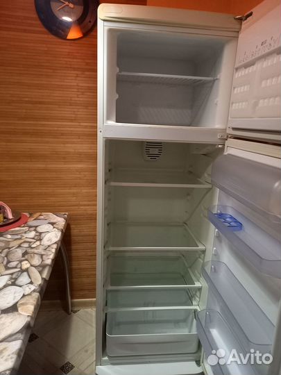 Продам холодильник бу
