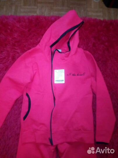 Костюм спортивный