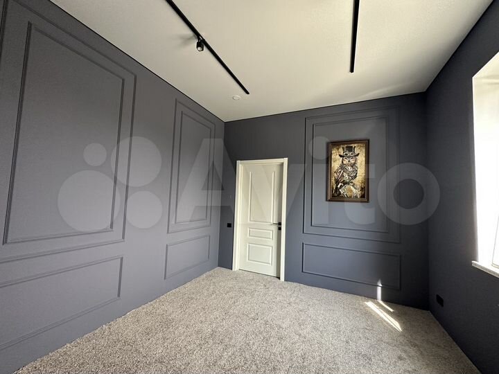 Коттедж 540 м² на участке 8 сот.