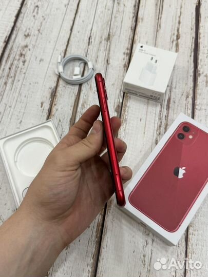 iPhone 11, 64 ГБ