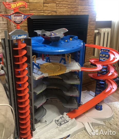 Парковка гараж хот вилс