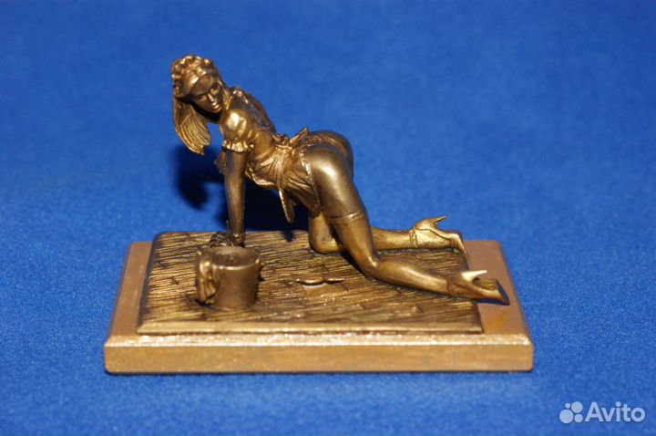 Скульптура Венская бронза. опытная хозяйка. )