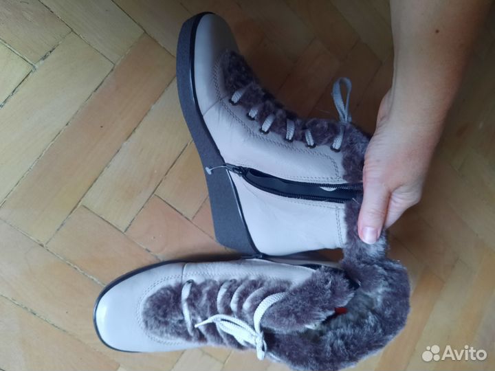 Ботинки женские зимние 40 размер новые