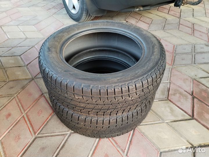 Yokohama Ice Guard G075 215/65 R17 99Q