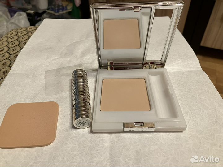 Пудра cliniquе из Duty Free оригинал