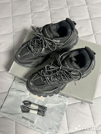 Balenciaga Track 1