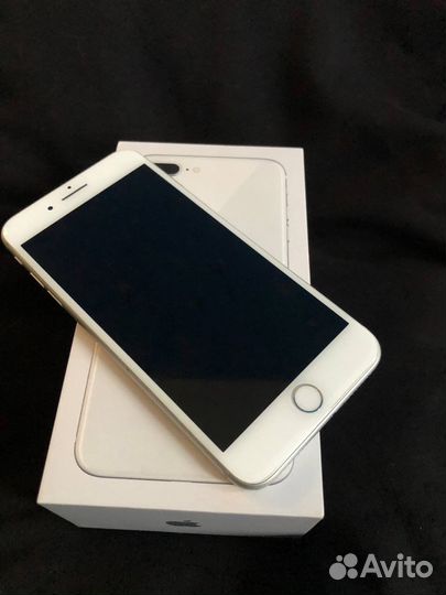 Телефон iPhone 8 plus
