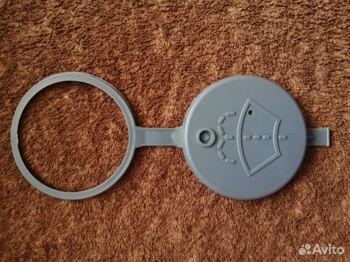 Крышка бачка омывателя