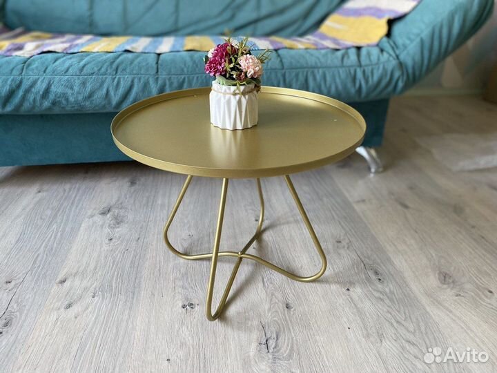 Журнальный стол