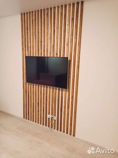 Рейка деревянная на стену