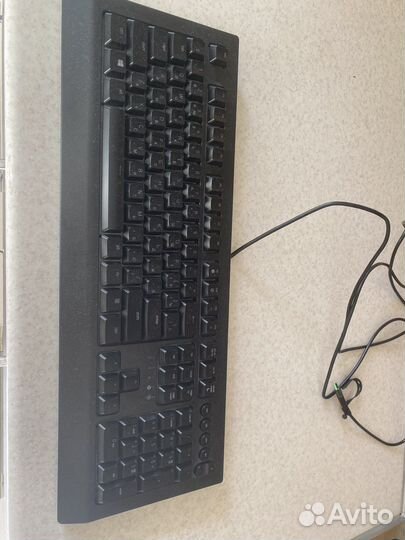Продам клавиатуру razer Cynosa v2