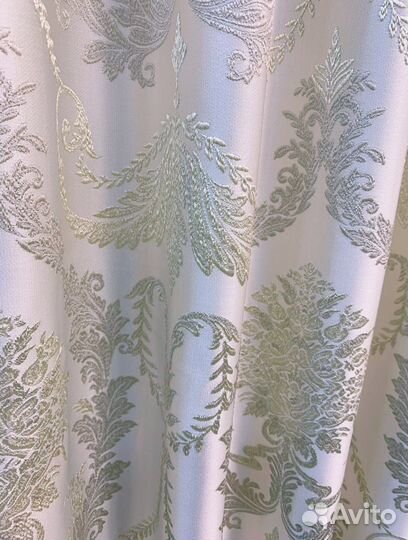 Шторы в спальню, гостинную 2 шт