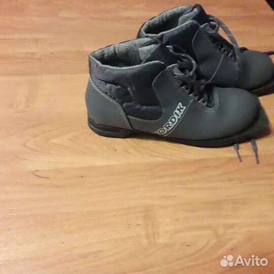 Лыжи для подростка