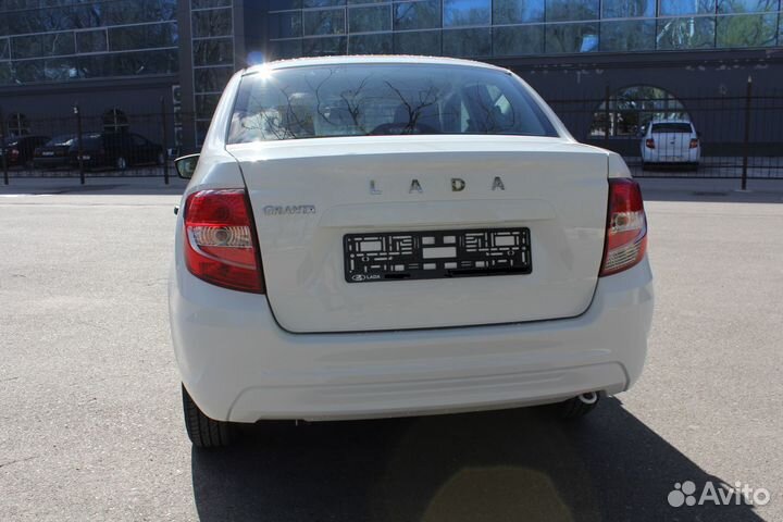 LADA Granta 1.6 МТ, 2024, 6 км