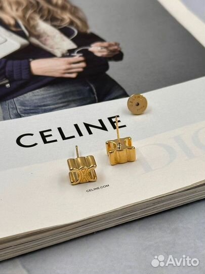 Серьги гвоздики celine