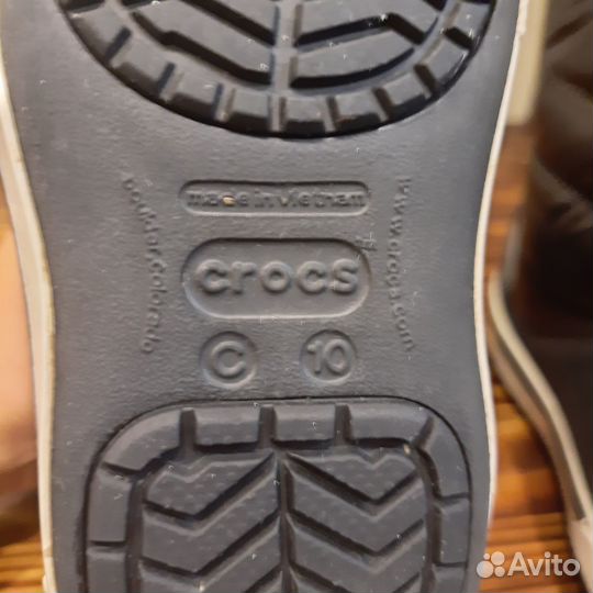 Crocs C10