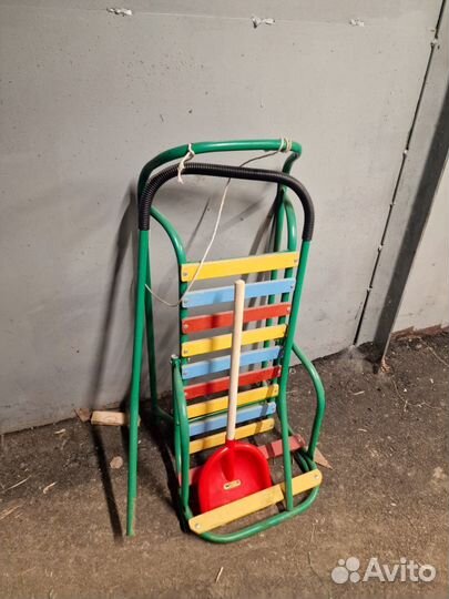 Санки детские с ручкой