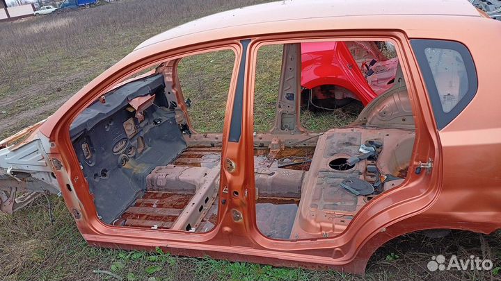 Шевроле Авео Т200 хэтчбек порог карниз левый