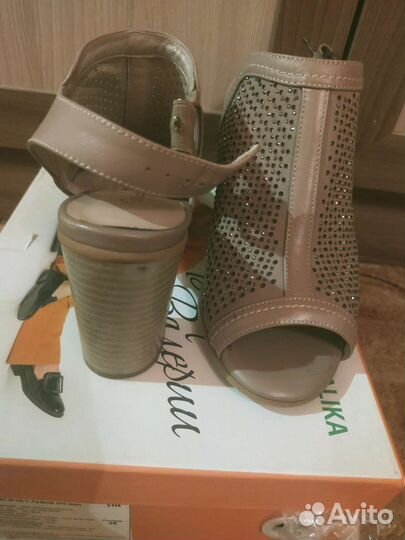 Туфли босоножки