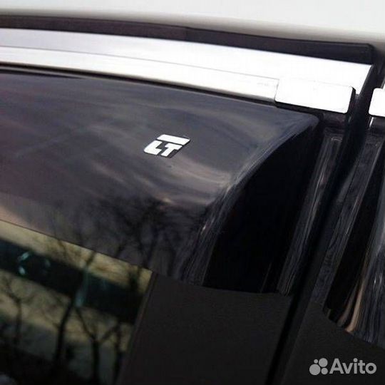 Дефлекторы Geely Monjaro с хром молдингом