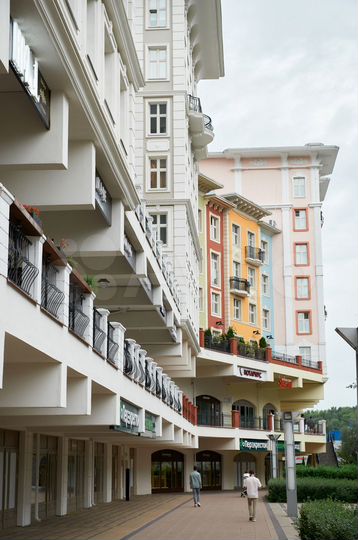 Сдам торговое помещение, 589 м²