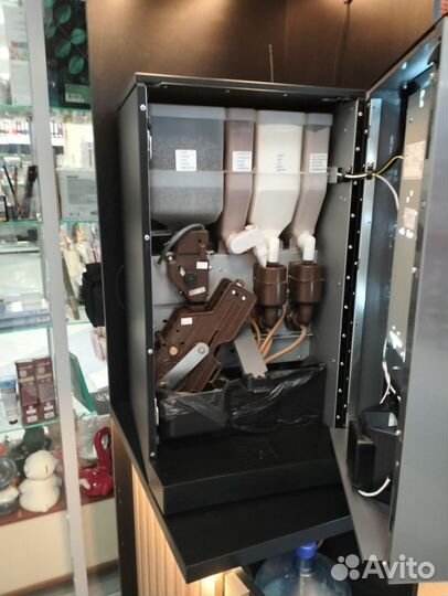 Вендинговый кофейный автомат RuCoffeeff
