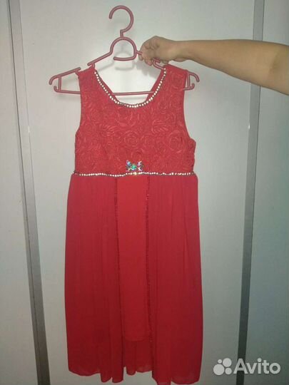 Нарядное платье для девочки