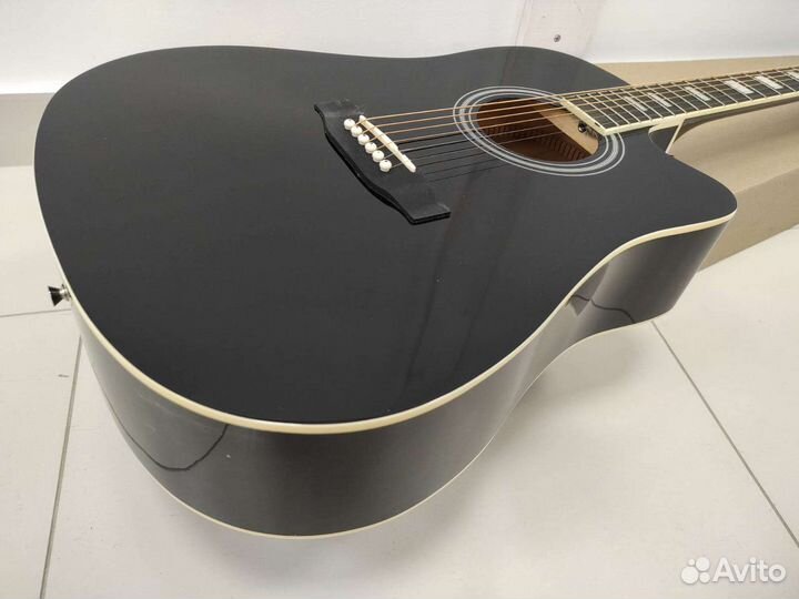 Гитара новая акустическая с большим корпусом
