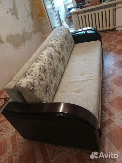 Диван б/у