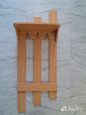 Вешалка для одежды настенная