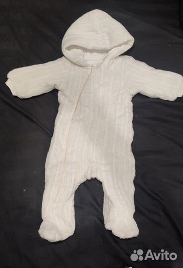 Зимний комбинезон для девочки