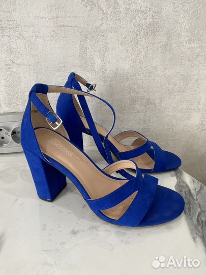 Босоножки женские 38 размер