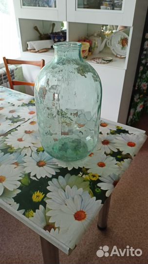 Банка на 20 и 3 литра