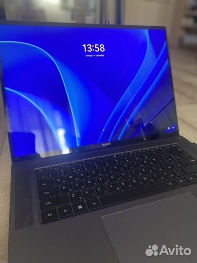 Ноутбук Huawei matebook s16